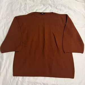 Uniqlo Women’s Burnt Orange Crewneck Sweater